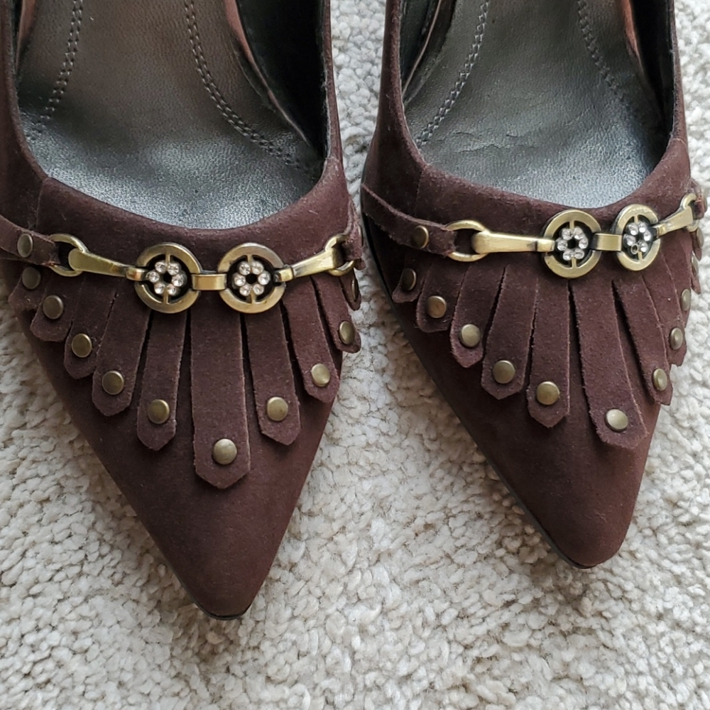 !!! HOST PICK!!!/10 Queen Suede Shoes - Picture 7 of 13